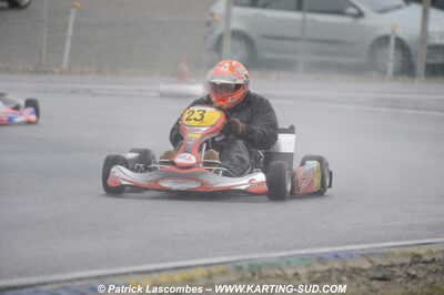 12/04/2009 : 1ère manche du Championnat Sud et 1ère manche du Championnat Régional Languedoc-Roussillon à Lavelanet (photos Patrick Lascombes) 2009 — karting