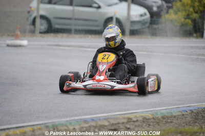 12/04/2009 : 1ère manche du Championnat Sud et 1ère manche du Championnat Régional Languedoc-Roussillon à Lavelanet (photos Patrick Lascombes) 2009 — karting