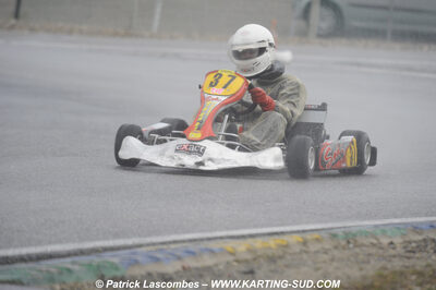 12/04/2009 : 1ère manche du Championnat Sud et 1ère manche du Championnat Régional Languedoc-Roussillon à Lavelanet (photos Patrick Lascombes) 2009 — karting