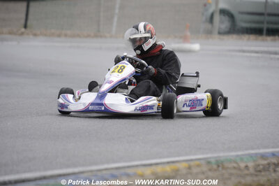 12/04/2009 : 1ère manche du Championnat Sud et 1ère manche du Championnat Régional Languedoc-Roussillon à Lavelanet (photos Patrick Lascombes) 2009 — karting