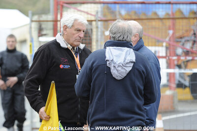 12/04/2009 : 1ère manche du Championnat Sud et 1ère manche du Championnat Régional Languedoc-Roussillon à Lavelanet (photos Patrick Lascombes) 2009 — karting