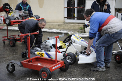 12/04/2009 : 1ère manche du Championnat Sud et 1ère manche du Championnat Régional Languedoc-Roussillon à Lavelanet (photos Patrick Lascombes) 2009 — karting