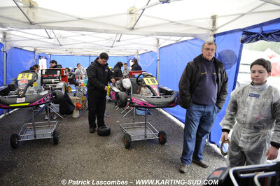 12/04/2009 : 1ère manche du Championnat Sud et 1ère manche du Championnat Régional Languedoc-Roussillon à Lavelanet (photos Patrick Lascombes) 2009 — karting