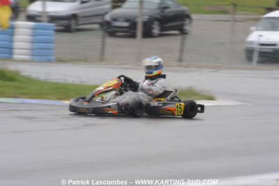 12/04/2009 : 1ère manche du Championnat Sud et 1ère manche du Championnat Régional Languedoc-Roussillon à Lavelanet (photos Patrick Lascombes) 2009 — karting