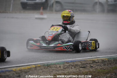 12/04/2009 : 1ère manche du Championnat Sud et 1ère manche du Championnat Régional Languedoc-Roussillon à Lavelanet (photos Patrick Lascombes) 2009 — karting