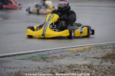 12/04/2009 : 1ère manche du Championnat Sud et 1ère manche du Championnat Régional Languedoc-Roussillon à Lavelanet (photos Patrick Lascombes) 2009 — karting