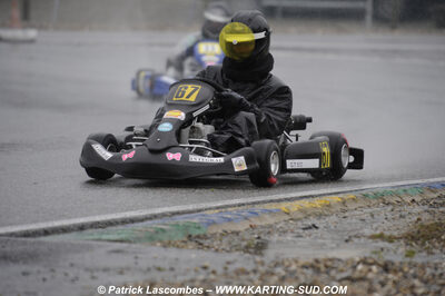 12/04/2009 : 1ère manche du Championnat Sud et 1ère manche du Championnat Régional Languedoc-Roussillon à Lavelanet (photos Patrick Lascombes) 2009 — karting