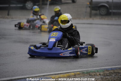12/04/2009 : 1ère manche du Championnat Sud et 1ère manche du Championnat Régional Languedoc-Roussillon à Lavelanet (photos Patrick Lascombes) 2009 — karting