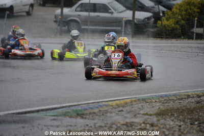 12/04/2009 : 1ère manche du Championnat Sud et 1ère manche du Championnat Régional Languedoc-Roussillon à Lavelanet (photos Patrick Lascombes) 2009 — karting