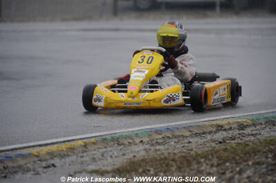 12/04/2009 : 1ère manche du Championnat Sud et 1ère manche du Championnat Régional Languedoc-Roussillon à Lavelanet (photos Patrick Lascombes) 2009 — karting