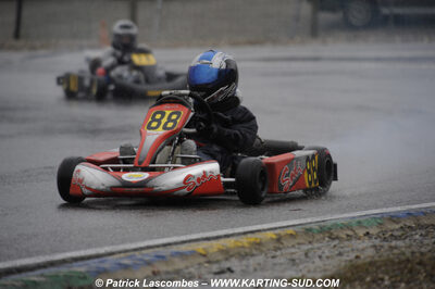 12/04/2009 : 1ère manche du Championnat Sud et 1ère manche du Championnat Régional Languedoc-Roussillon à Lavelanet (photos Patrick Lascombes) 2009 — karting