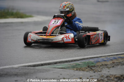 12/04/2009 : 1ère manche du Championnat Sud et 1ère manche du Championnat Régional Languedoc-Roussillon à Lavelanet (photos Patrick Lascombes) 2009 — karting