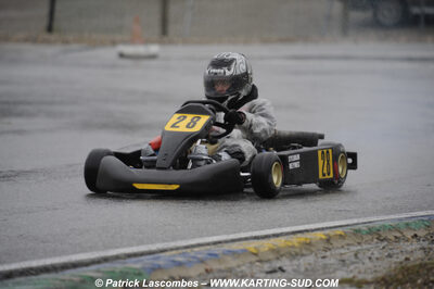 12/04/2009 : 1ère manche du Championnat Sud et 1ère manche du Championnat Régional Languedoc-Roussillon à Lavelanet (photos Patrick Lascombes) 2009 — karting