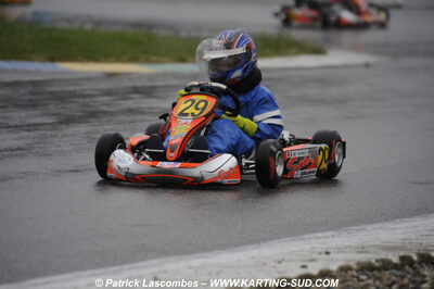 12/04/2009 : 1ère manche du Championnat Sud et 1ère manche du Championnat Régional Languedoc-Roussillon à Lavelanet (photos Patrick Lascombes) 2009 — karting