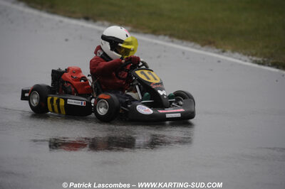 12/04/2009 : 1ère manche du Championnat Sud et 1ère manche du Championnat Régional Languedoc-Roussillon à Lavelanet (photos Patrick Lascombes) 2009 — karting