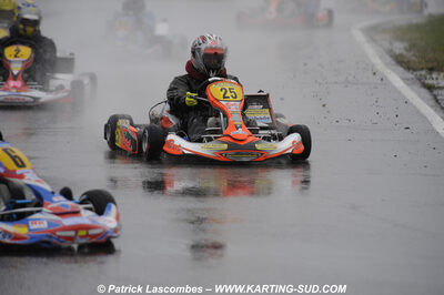 12/04/2009 : 1ère manche du Championnat Sud et 1ère manche du Championnat Régional Languedoc-Roussillon à Lavelanet (photos Patrick Lascombes) 2009 — karting