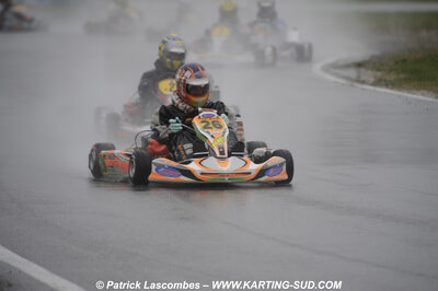 12/04/2009 : 1ère manche du Championnat Sud et 1ère manche du Championnat Régional Languedoc-Roussillon à Lavelanet (photos Patrick Lascombes) 2009 — karting