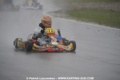 12/04/2009 : 1ère manche du Championnat Sud et 1ère manche du Championnat Régional Languedoc-Roussillon à Lavelanet (photos Patrick Lascombes) 2009 — karting