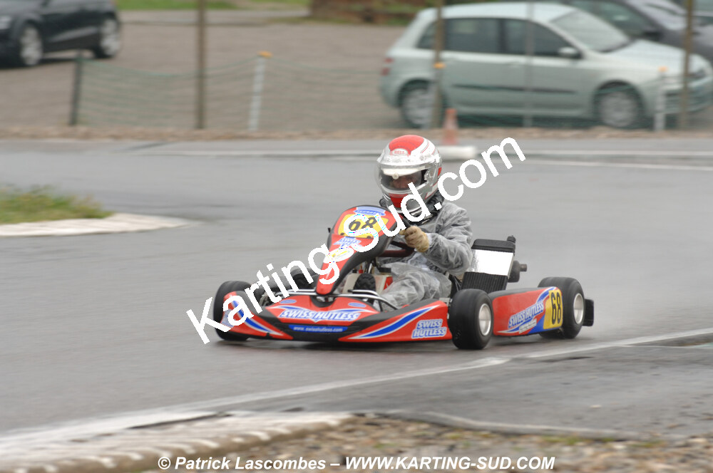 12/04/2009 : 1ère manche du Championnat Sud et 1ère manche du Championnat Régional Languedoc-Roussillon à Lavelanet (photos Patrick Lascombes) 2009 — karting