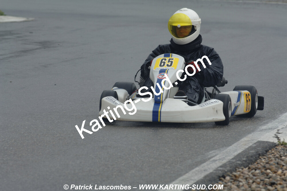 12/04/2009 : 1ère manche du Championnat Sud et 1ère manche du Championnat Régional Languedoc-Roussillon à Lavelanet (photos Patrick Lascombes) 2009 — karting