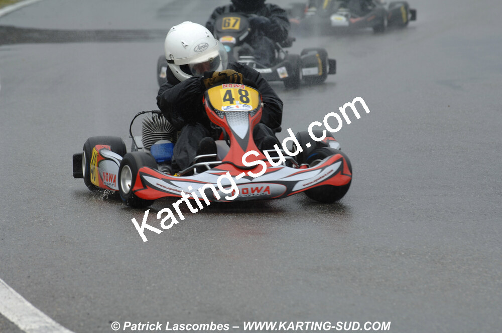 12/04/2009 : 1ère manche du Championnat Sud et 1ère manche du Championnat Régional Languedoc-Roussillon à Lavelanet (photos Patrick Lascombes) 2009 — karting