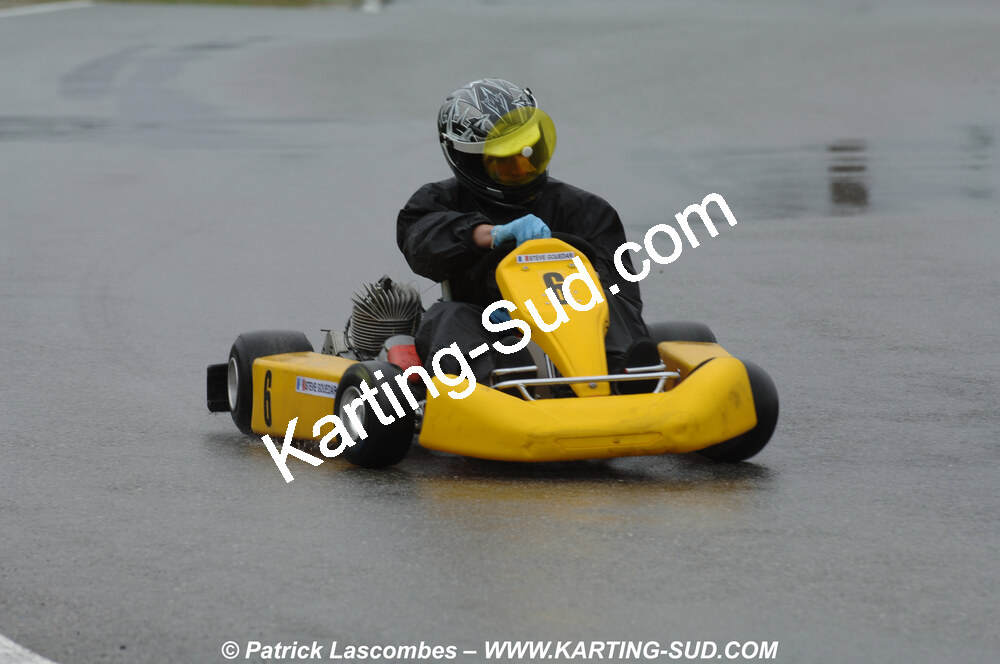 12/04/2009 : 1ère manche du Championnat Sud et 1ère manche du Championnat Régional Languedoc-Roussillon à Lavelanet (photos Patrick Lascombes) 2009 — karting