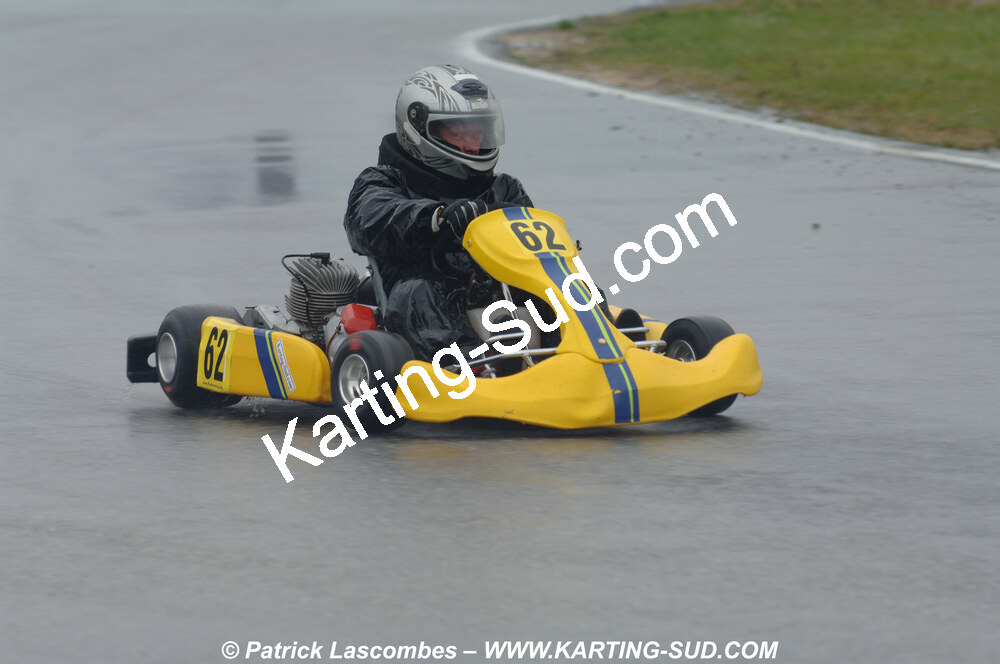 12/04/2009 : 1ère manche du Championnat Sud et 1ère manche du Championnat Régional Languedoc-Roussillon à Lavelanet (photos Patrick Lascombes) 2009 — karting