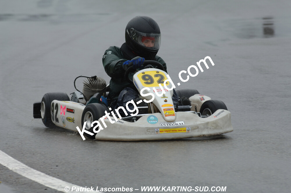 12/04/2009 : 1ère manche du Championnat Sud et 1ère manche du Championnat Régional Languedoc-Roussillon à Lavelanet (photos Patrick Lascombes) 2009 — karting