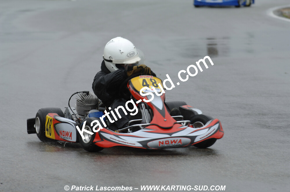 12/04/2009 : 1ère manche du Championnat Sud et 1ère manche du Championnat Régional Languedoc-Roussillon à Lavelanet (photos Patrick Lascombes) 2009 — karting