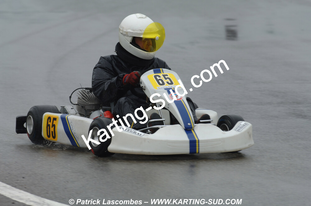 12/04/2009 : 1ère manche du Championnat Sud et 1ère manche du Championnat Régional Languedoc-Roussillon à Lavelanet (photos Patrick Lascombes) 2009 — karting