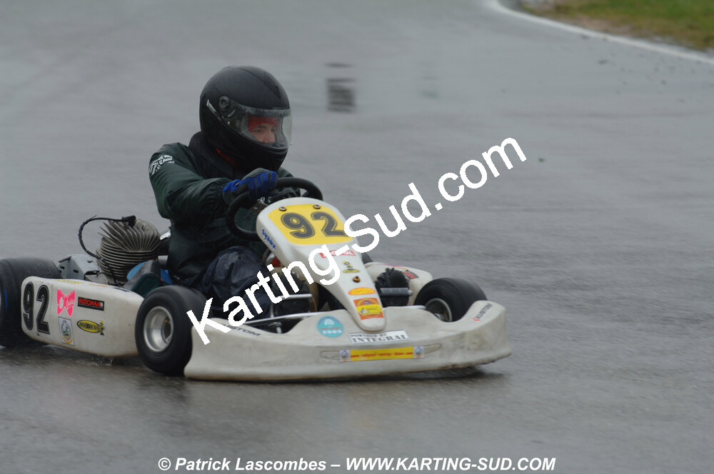12/04/2009 : 1ère manche du Championnat Sud et 1ère manche du Championnat Régional Languedoc-Roussillon à Lavelanet (photos Patrick Lascombes) 2009 — karting