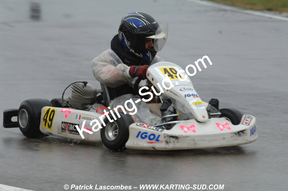12/04/2009 : 1ère manche du Championnat Sud et 1ère manche du Championnat Régional Languedoc-Roussillon à Lavelanet (photos Patrick Lascombes) 2009 — karting