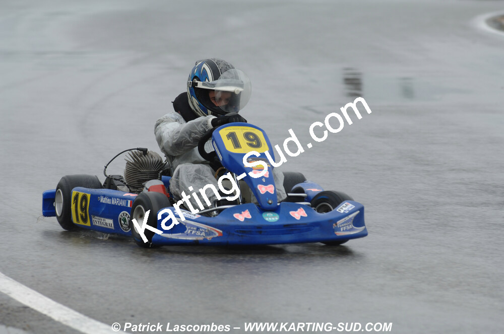 12/04/2009 : 1ère manche du Championnat Sud et 1ère manche du Championnat Régional Languedoc-Roussillon à Lavelanet (photos Patrick Lascombes) 2009 — karting