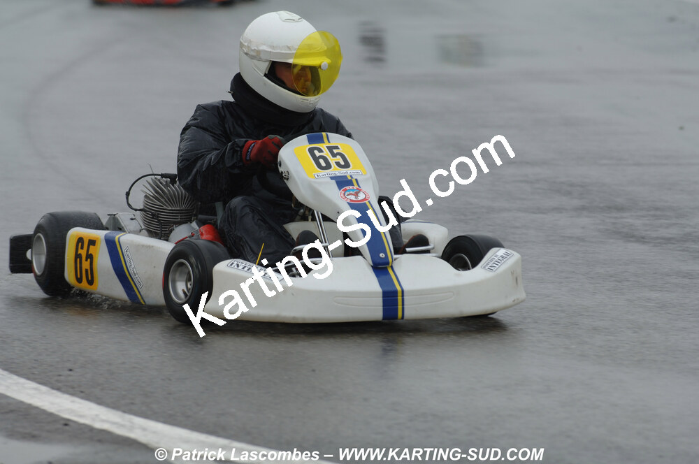 12/04/2009 : 1ère manche du Championnat Sud et 1ère manche du Championnat Régional Languedoc-Roussillon à Lavelanet (photos Patrick Lascombes) 2009 — karting