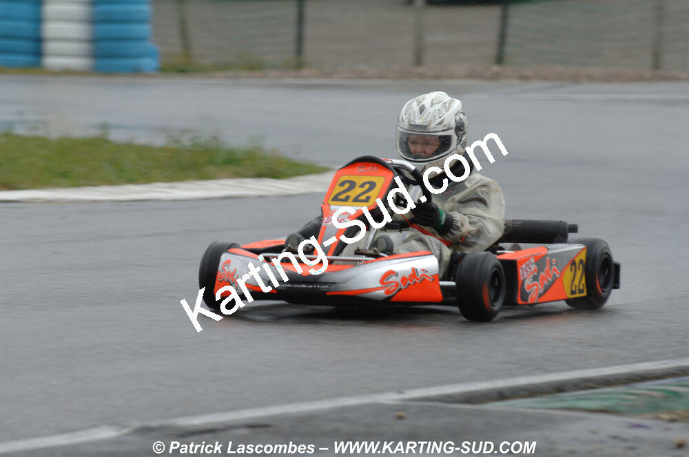 12/04/2009 : 1ère manche du Championnat Sud et 1ère manche du Championnat Régional Languedoc-Roussillon à Lavelanet (photos Patrick Lascombes) 2009 — karting