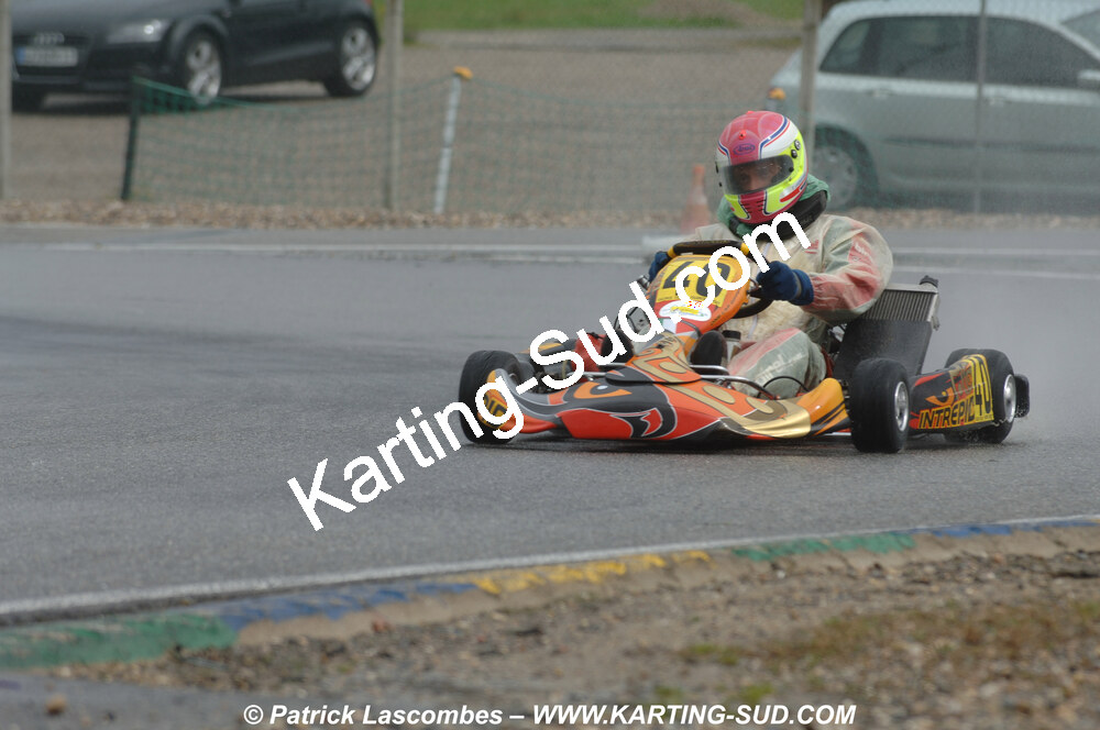 12/04/2009 : 1ère manche du Championnat Sud et 1ère manche du Championnat Régional Languedoc-Roussillon à Lavelanet (photos Patrick Lascombes) 2009 — karting