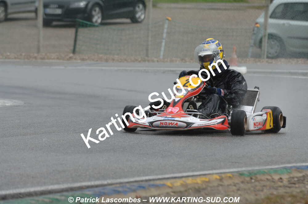 12/04/2009 : 1ère manche du Championnat Sud et 1ère manche du Championnat Régional Languedoc-Roussillon à Lavelanet (photos Patrick Lascombes) 2009 — karting