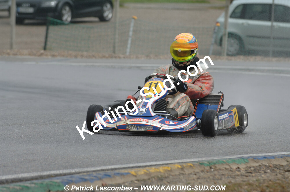 12/04/2009 : 1ère manche du Championnat Sud et 1ère manche du Championnat Régional Languedoc-Roussillon à Lavelanet (photos Patrick Lascombes) 2009 — karting