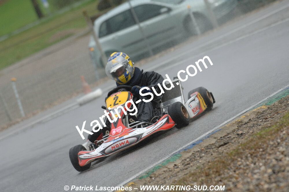 12/04/2009 : 1ère manche du Championnat Sud et 1ère manche du Championnat Régional Languedoc-Roussillon à Lavelanet (photos Patrick Lascombes) 2009 — karting