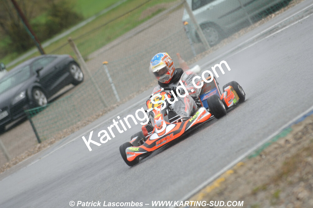 12/04/2009 : 1ère manche du Championnat Sud et 1ère manche du Championnat Régional Languedoc-Roussillon à Lavelanet (photos Patrick Lascombes) 2009 — karting