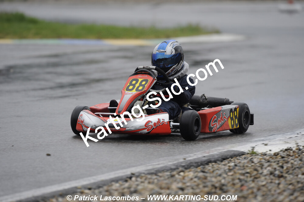 12/04/2009 : 1ère manche du Championnat Sud et 1ère manche du Championnat Régional Languedoc-Roussillon à Lavelanet (photos Patrick Lascombes) 2009 — karting