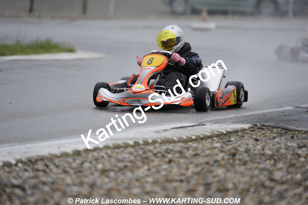 12/04/2009 : 1ère manche du Championnat Sud et 1ère manche du Championnat Régional Languedoc-Roussillon à Lavelanet (photos Patrick Lascombes) 2009 — karting