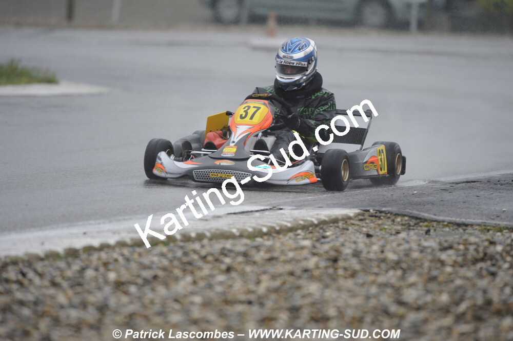 12/04/2009 : 1ère manche du Championnat Sud et 1ère manche du Championnat Régional Languedoc-Roussillon à Lavelanet (photos Patrick Lascombes) 2009 — karting