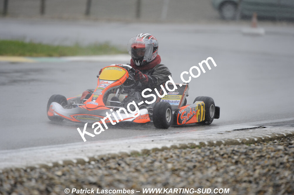 12/04/2009 : 1ère manche du Championnat Sud et 1ère manche du Championnat Régional Languedoc-Roussillon à Lavelanet (photos Patrick Lascombes) 2009 — karting
