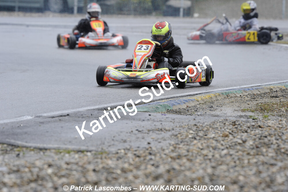 12/04/2009 : 1ère manche du Championnat Sud et 1ère manche du Championnat Régional Languedoc-Roussillon à Lavelanet (photos Patrick Lascombes) 2009 — karting