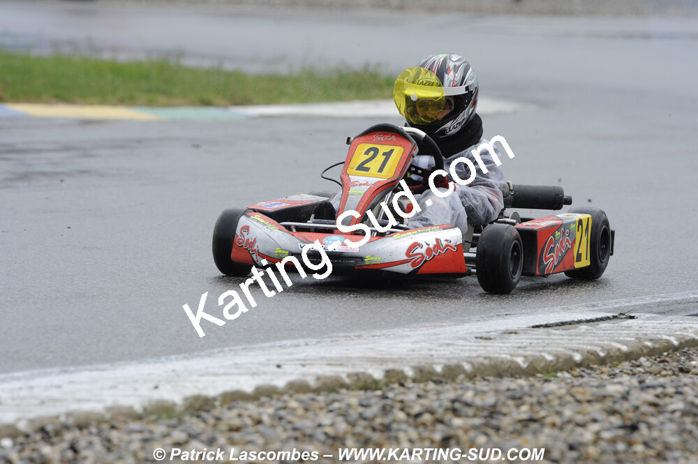 12/04/2009 : 1ère manche du Championnat Sud et 1ère manche du Championnat Régional Languedoc-Roussillon à Lavelanet (photos Patrick Lascombes) 2009 — karting