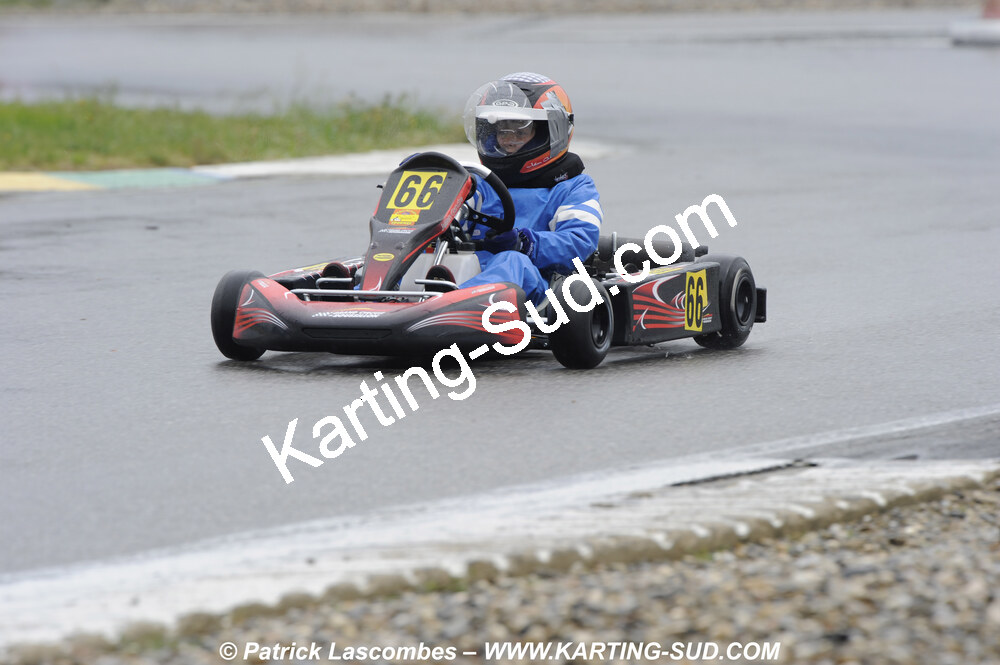 12/04/2009 : 1ère manche du Championnat Sud et 1ère manche du Championnat Régional Languedoc-Roussillon à Lavelanet (photos Patrick Lascombes) 2009 — karting