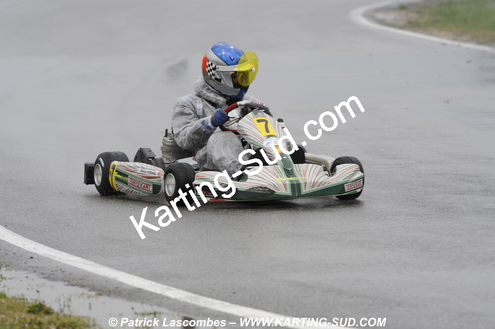12/04/2009 : 1ère manche du Championnat Sud et 1ère manche du Championnat Régional Languedoc-Roussillon à Lavelanet (photos Patrick Lascombes) 2009 — karting
