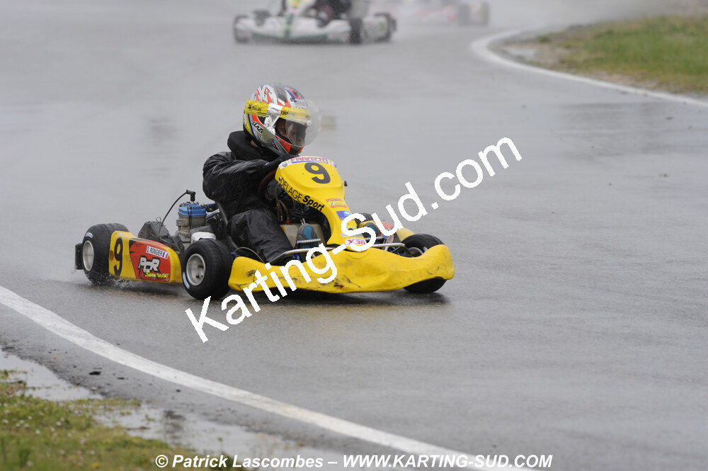 12/04/2009 : 1ère manche du Championnat Sud et 1ère manche du Championnat Régional Languedoc-Roussillon à Lavelanet (photos Patrick Lascombes) 2009 — karting