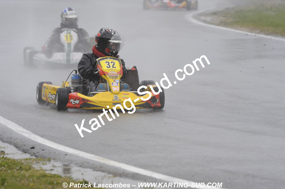 12/04/2009 : 1ère manche du Championnat Sud et 1ère manche du Championnat Régional Languedoc-Roussillon à Lavelanet (photos Patrick Lascombes) 2009 — karting